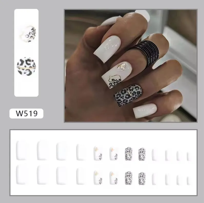 أظافر صناعية  nails