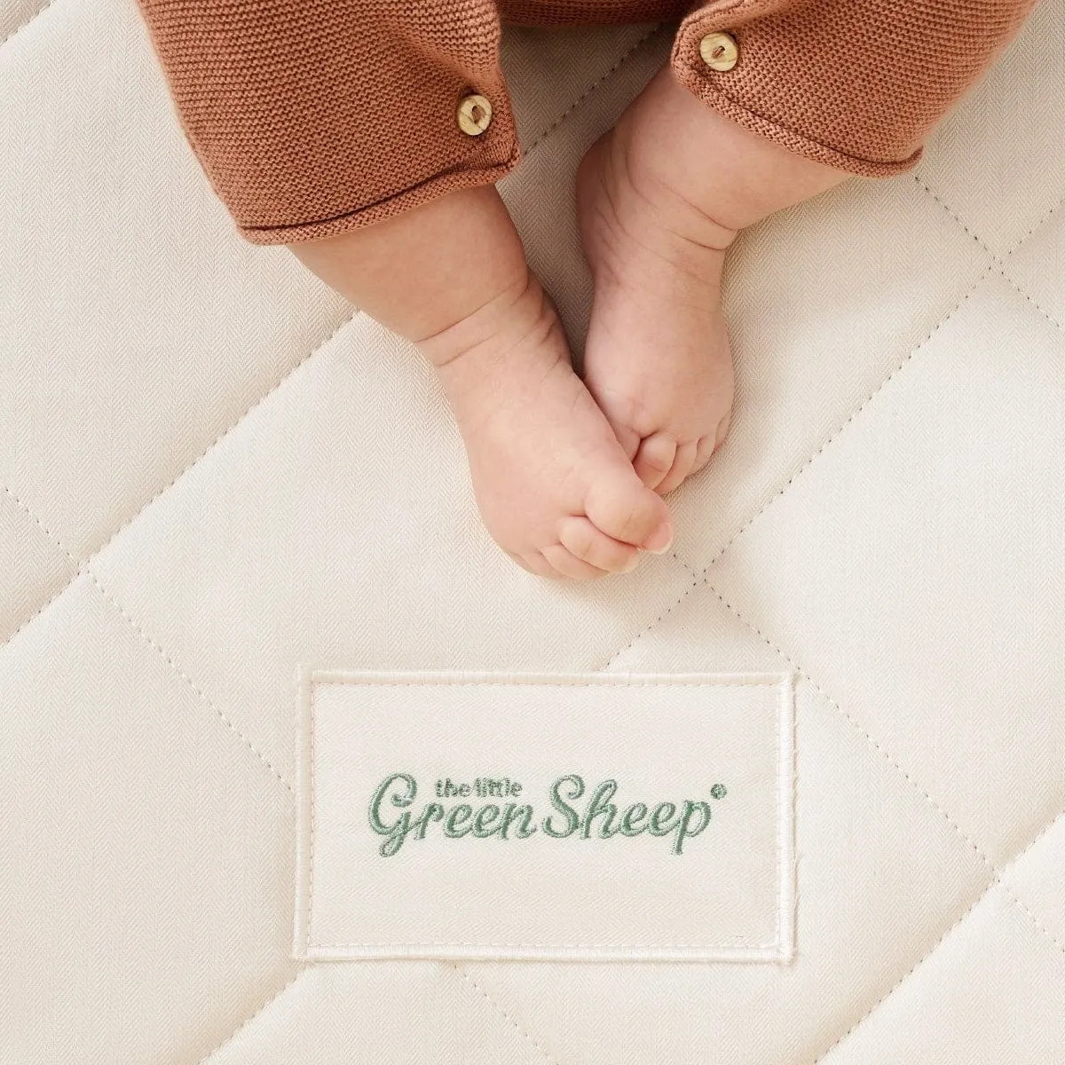 Little Green Sheep Natural Crib Mattress to fit Chicco Dream