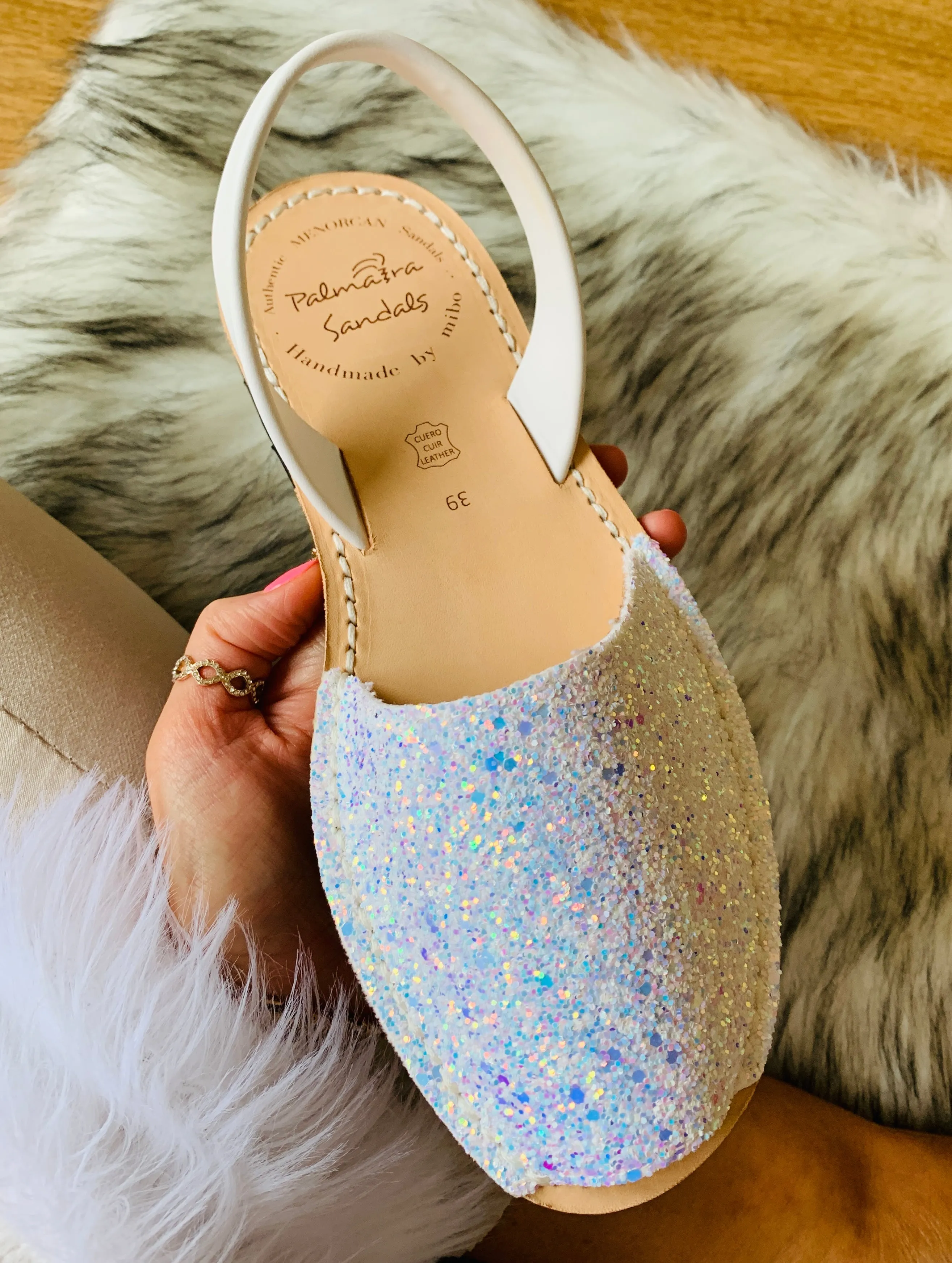 Minor faults Elsa White Glitter